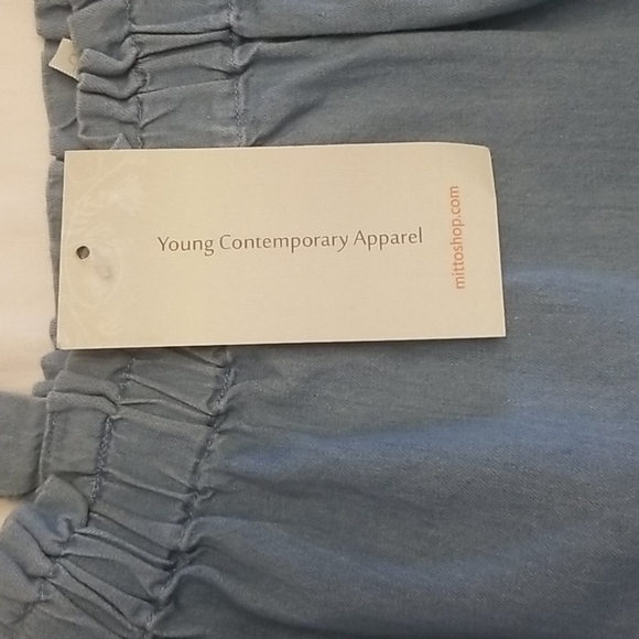 NWT Mittoshop chambray blouse size M - Picture 8 of 9